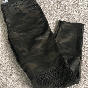 ZARA Camouflage Skinny Jeans Eur 38/ US 6